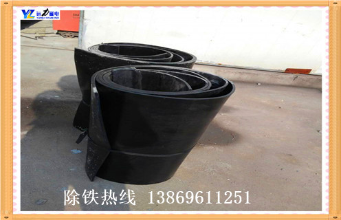 皮帶除鐵器，寧夏皮帶安裝除鐵器目的_浙江除鐵器皮帶損壞原因不卸料怎么回事，如何清理及接線(xiàn)