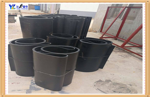 皮帶式除鐵器，云南皮帶式除鐵器傾斜安裝_云南皮帶式除鐵器傾斜安裝皮帶原因及如何調_刮板價(jià)格
