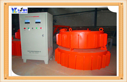 　粉狀物料用電磁除鐵器如何去除?遠力教您一招,粉狀物料電磁除鐵器適用于水泥,建筑材料,化工,食品,塑料,煤炭,耐火材料等行業(yè)的鐵,顆粒和塊狀材料.它可以與管道連接并垂直安裝.  　　一.粉狀物料電磁除鐵器的技術(shù)特點(diǎn)  　　1.磁性材料的性能NdFeB磁源,溫度高,性能穩定,不退磁.  　　2.磁路設計,雙極結構,使磁場(chǎng)通過(guò)材料場(chǎng)強大大加深,吸力為普通管道分離器的2-3倍.  　　3.管道全密封體,安裝在熨斗外,避免長(cháng)期使用分離器造成損壞.  　　4.體積小,重量輕,垂直安裝,方便熨斗.  　　5.根據用戶(hù)要求設計定制.